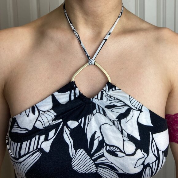 Banana Republic Y2K halter top - stretch black & white floral, tie back - Picture 4 of 8